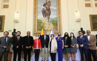 miembros de la comisión de pacificación en las cárceles