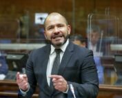 Alejandro Jaramillo renunció a la coordinación de la Izquierda Democrática