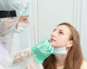 Acess recuerda tope de precio de pruebas PCR, en alta demanda