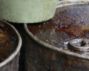 descubrimiento de petróleo