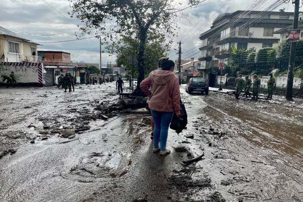 damnificados por el aluvión