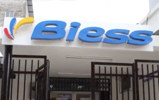 Exfuncionarios del Biess glosados