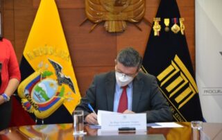 juicio político contra el Procurador General del Estado