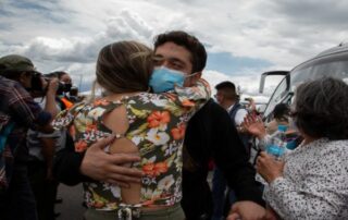 tercer vuelo humanitario