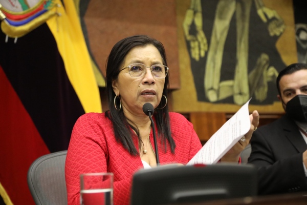 denuncian a Guadalupe Llori