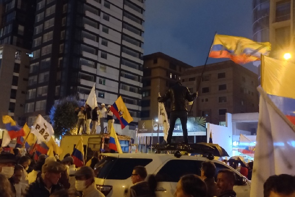 Protestas en Quito: A 15 minutos, un mundo distinto