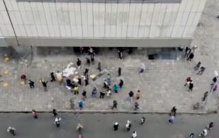 manifestantes atacaron la fiscalía