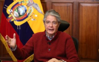 Guillermo Lasso no es destituido