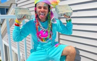 ¿Quién es 6ix9ine, el rapero que repartió dinero en Cotopaxi?