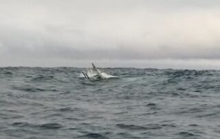 hundimiento de embarcación en Galápagos