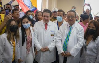 ¿Quién es Ecuador Montenegro, precandidato a alcalde de Guayaquil?