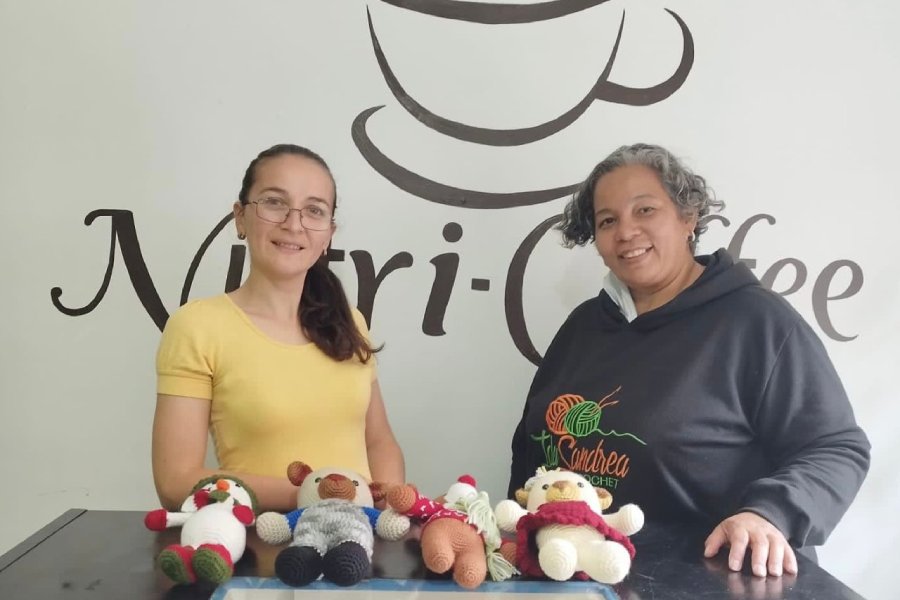 Lenis e Ida en Nutri Coffe.