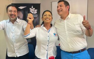 Paola Pabón, Pabel Muñoz y Alexandro Tonello
