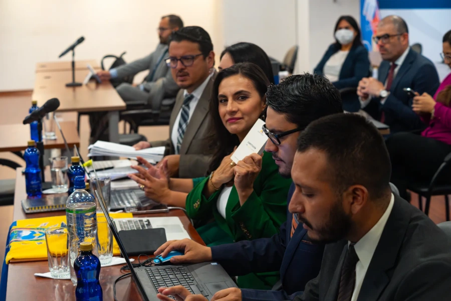 Audiencia de verónica abad