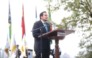 Harold Burbano, abogado y docente universitario, es el ministro de Inclusión Económica y Social del gobierno de Daniel Noboa.