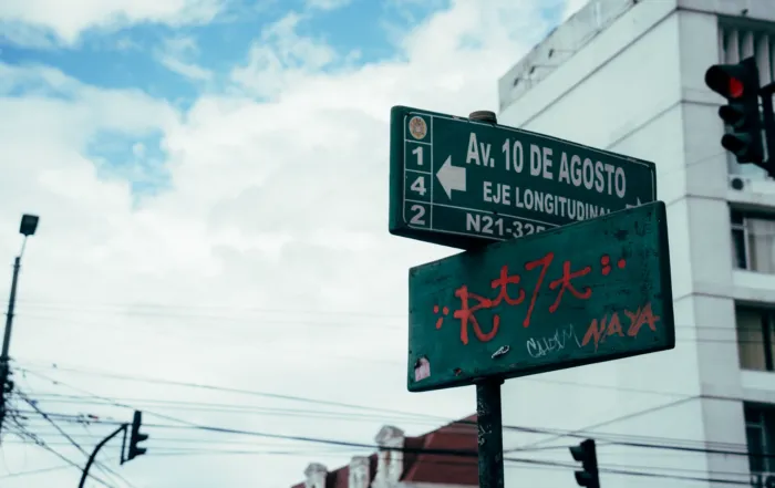 La av 10 de Agosto, de Quito, emblemática y sumida en un destino cruzado