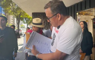 El colectivo Cuida tu voto empezó el pedido de revocatoria de Pabel Muñoz, alcalde de Quito. Te explicamos cómo avanza el proceso.