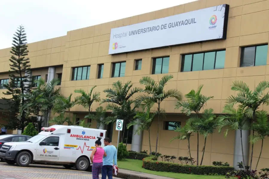 El 9 de agosto de 2025, 12 bebés recién nacidos fallecieron en el Hospital Universitario de Guayaquil.