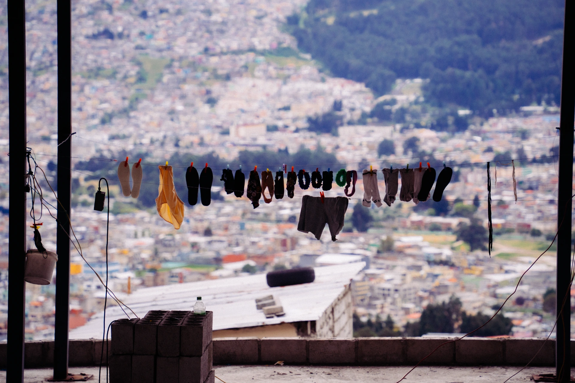 Hay ropa tendida: el chisme no puede ser contado