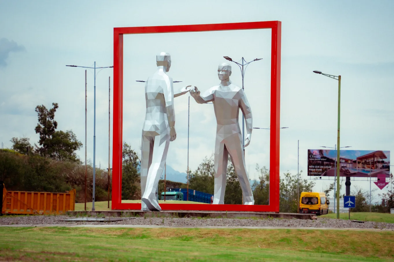 World Mirror / Espejo del Mundo de Yoo Young-ho