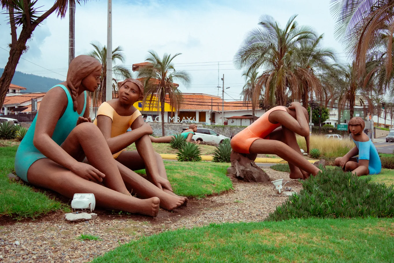 Las Bañistas de Marcia Vásconez Roldán