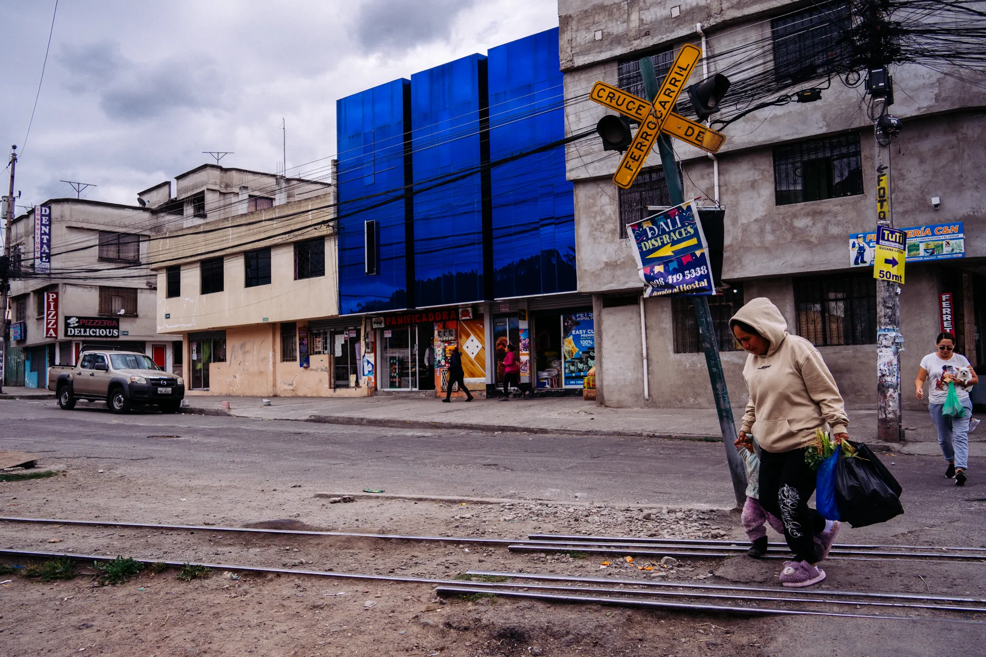 Cruce de trenes que ya no cruzan