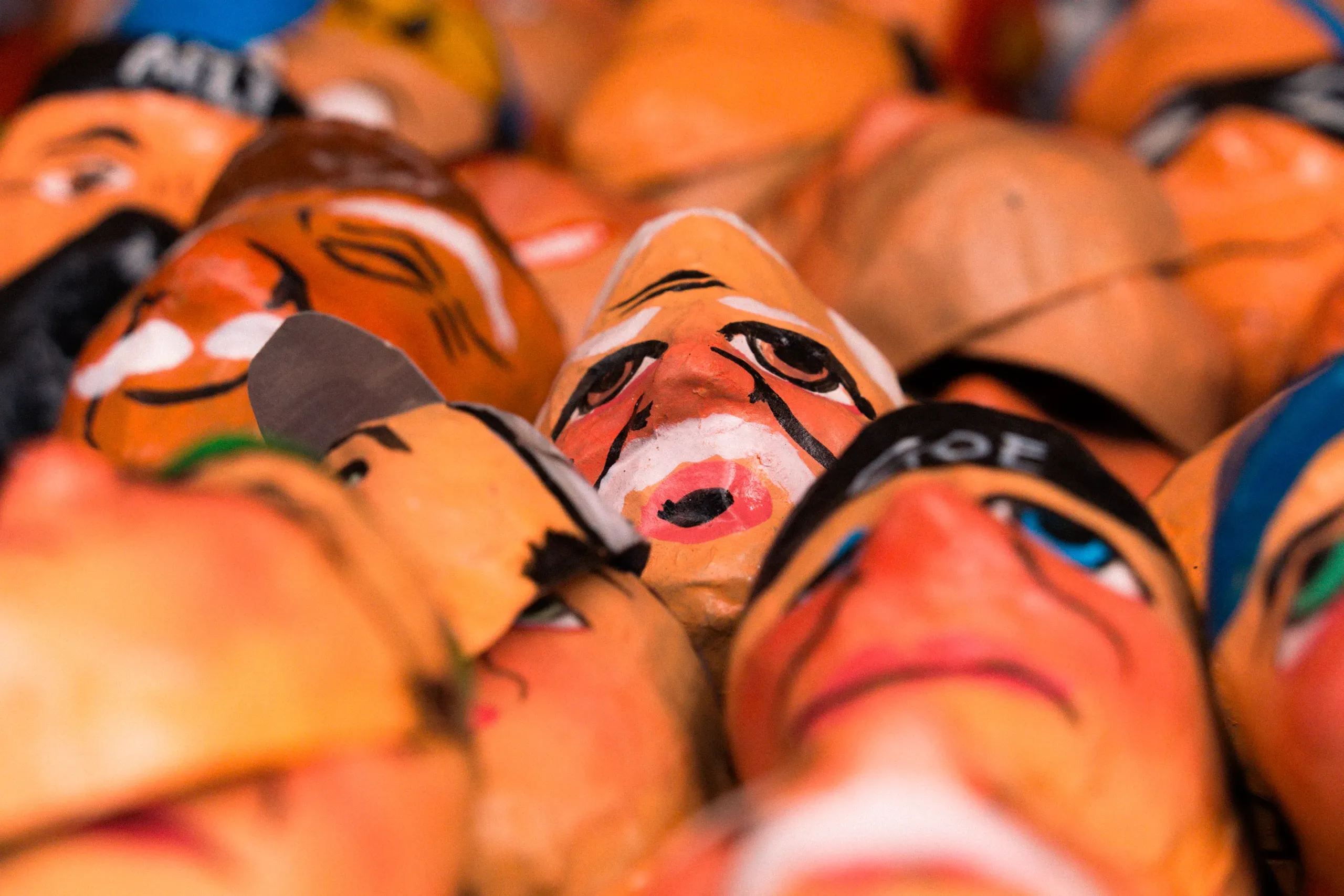 Caretas de a&ntilde;os viejos en Quito