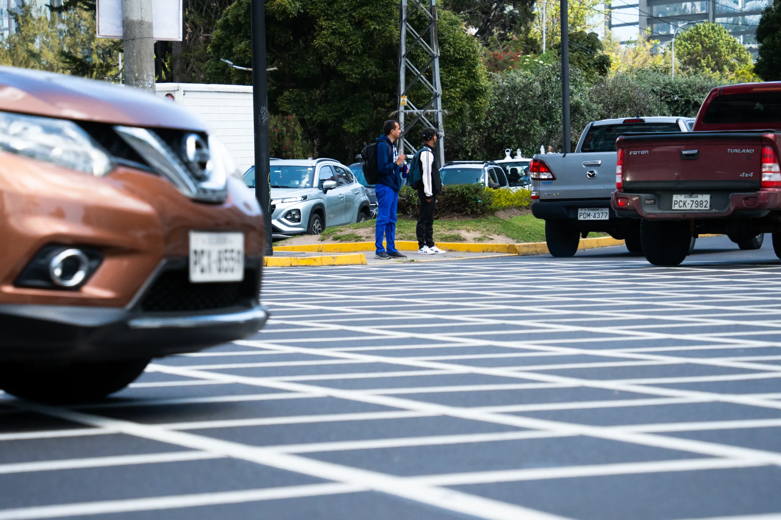 los autos en intersecciones