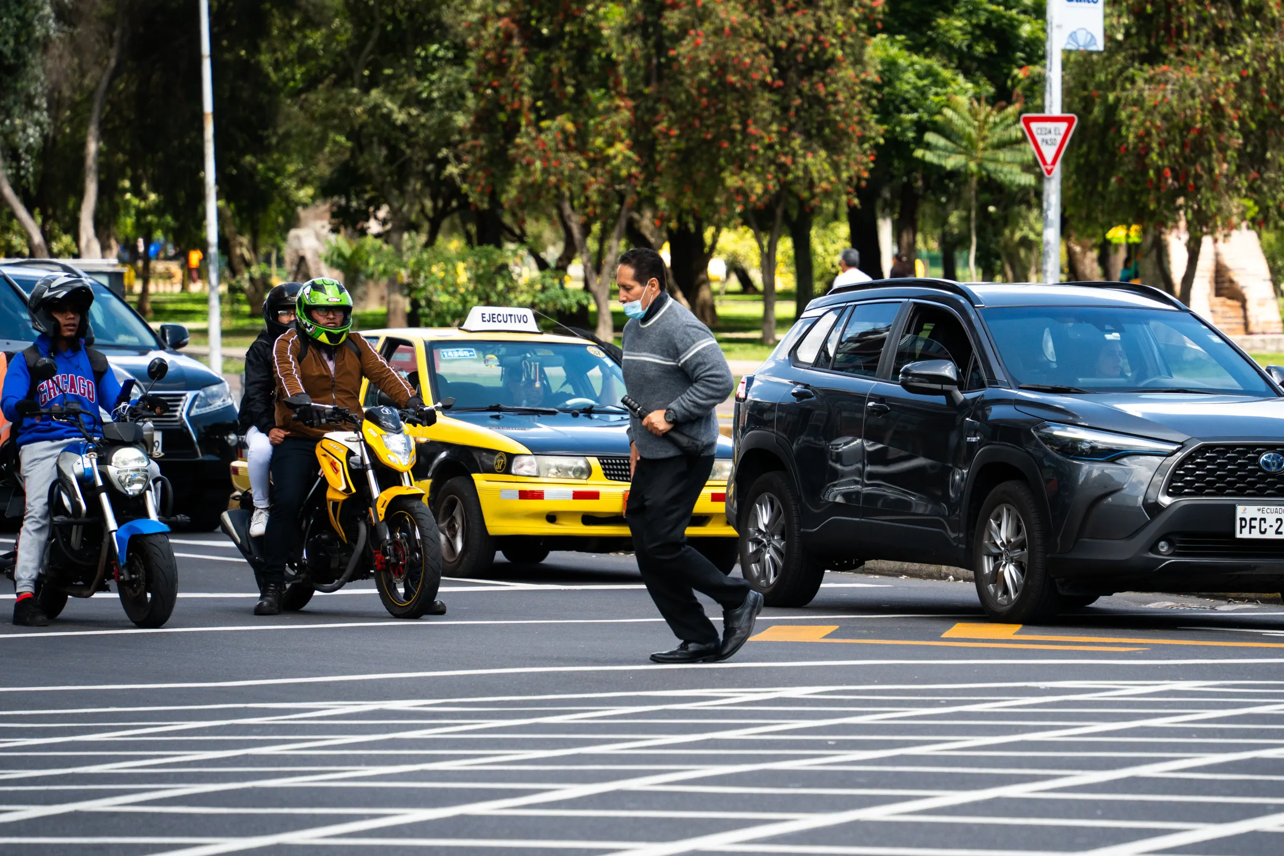 Cruzar la calle es un peligro