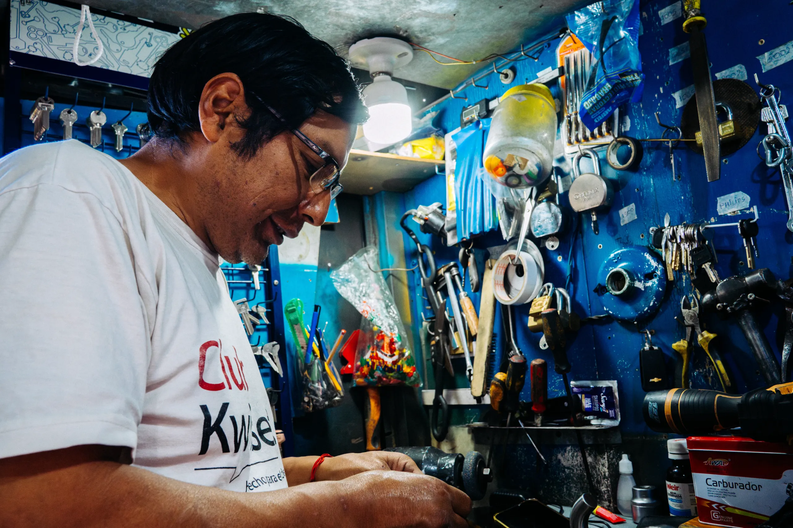 El se&ntilde;or Jos&eacute; Chorlango lleva treinta a&ntilde;os sacando copias de llaves