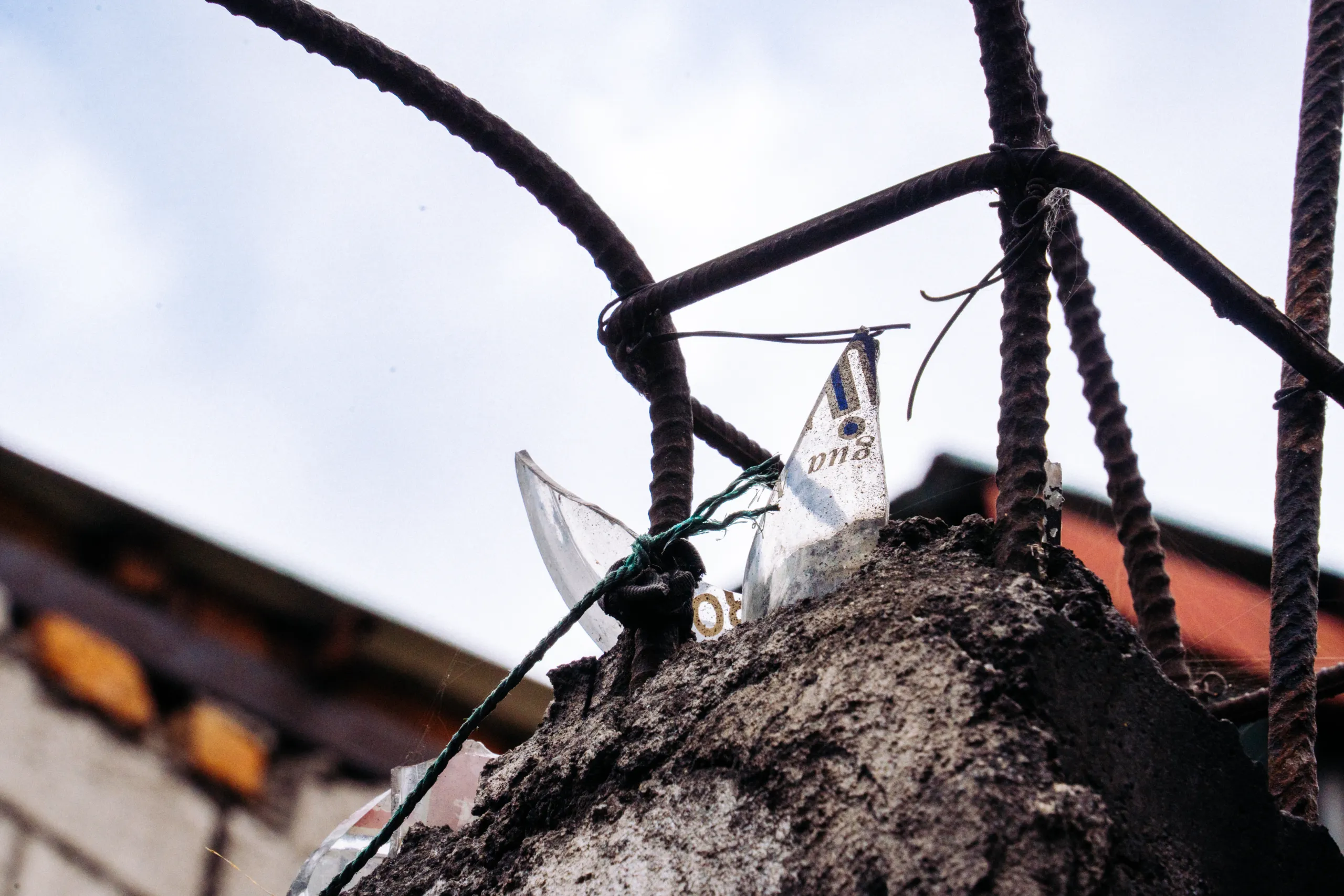 Vidrio molido en las cornisas