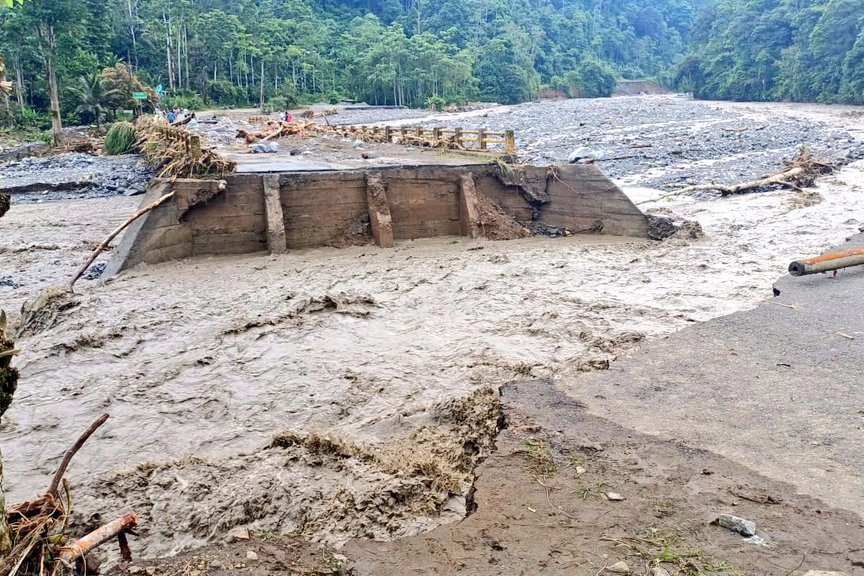 Fuertes lluvias de 2024 en el cantón Alausi, en la provincia de Chimborazo en Ecuador. Foto: cortesía Secretaría de Gestión de Riesgos