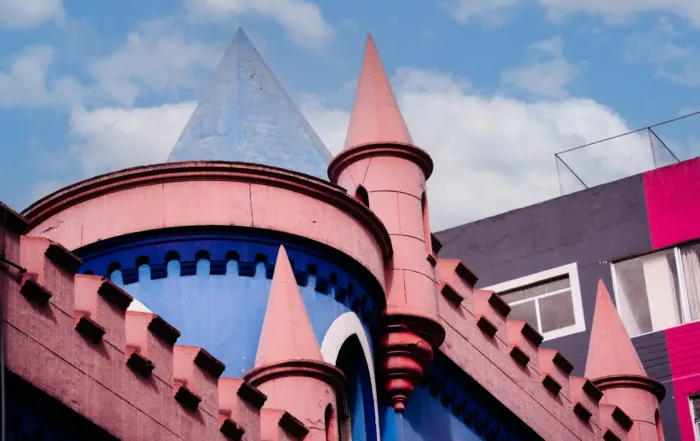 Castillos de Quito, esos delirios medievales andinos