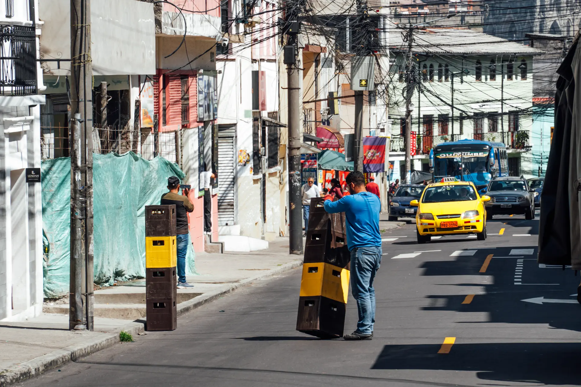 En la calle siempre hay una